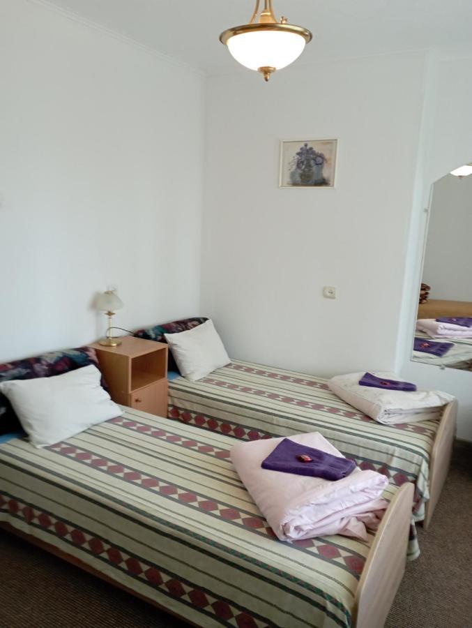 Hotel Privatviesnica Zvaigzne Jūrkalne Esterno foto