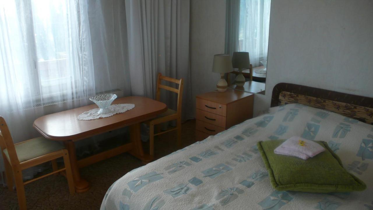 Hotel Privatviesnica Zvaigzne Jūrkalne Camera foto